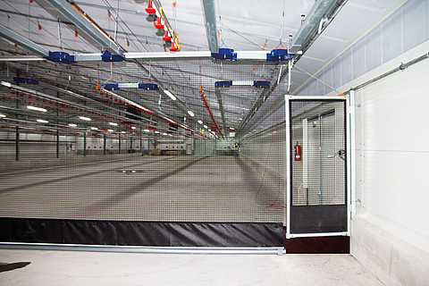 Lubratec roller screens in a poultry house