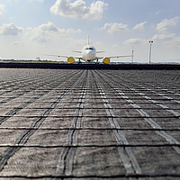 Aircraft on taxiway with HaTelit