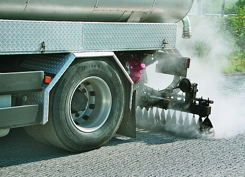 HaTelit C brand asphalt reinforcement grids are being installed