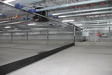 Lubratec roll-up walls for separating the animals