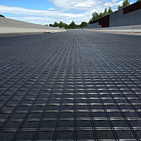 Asphalt reinforcement with HaTelit