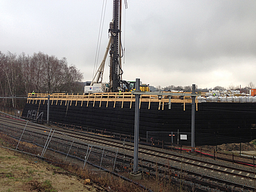 Ground drilling to stabilise a steep slope
